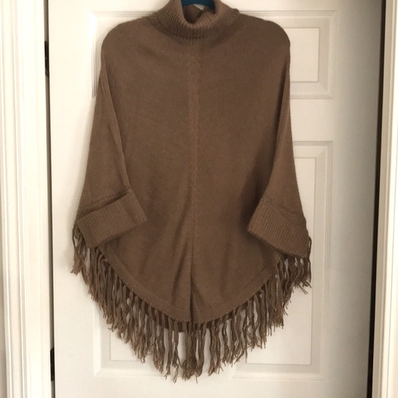 NWOT 100% Alpaca Wool Shawl - Picture 5 of 7